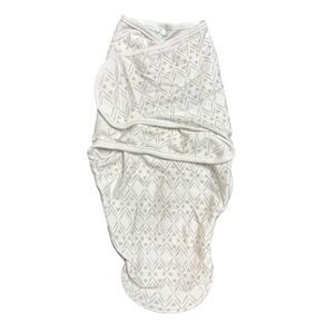 Aden + Anais Essentials Swaddle Sleep Sack 0-3m 4-14lbs White Geometric‎ Print